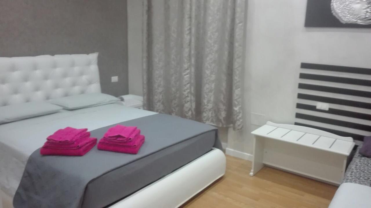 Donna Margharet Bed & Breakfast Кротоне Екстериор снимка